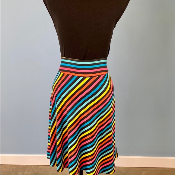 Matrushka Construction Rainbow Flair Skirt Size S - Picture 2 of 4